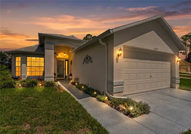 Photo 1 of Single family home for sale at 11849 Aranda Ct, Hudson, FL 34667 | MLS# W7889400 | Listing updated on 2026-09-14