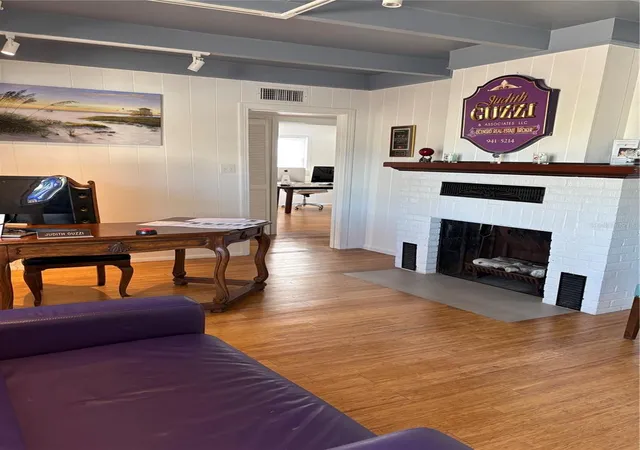 Photo 3 of Single family home for sale at 5032 Calle Minorga, Sarasota, FL 34242 | MLS# A4705728 | Listing updated on 2026-09-11