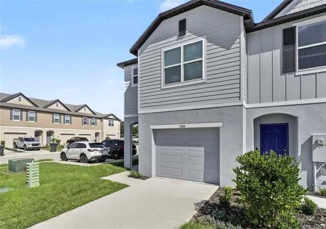Photo 3 of Townhouse for sale at 3504 Eagles Xing Way, Lakeland, FL 33803 | MLS# O6440835 | Listing updated on 2026-10-07