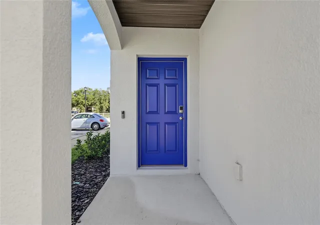 Photo 3 of Townhouse for sale at 3504 Eagles Xing Way, Lakeland, FL 33803 | MLS# O6440835 | Listing updated on 2026-10-07
