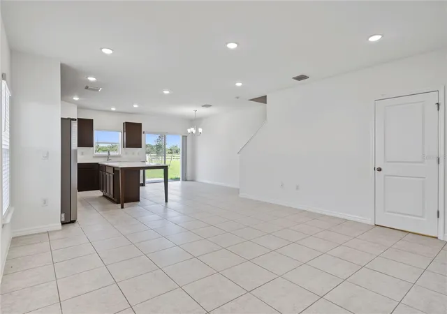 Photo 4 of Townhouse for sale at 3504 Eagles Xing Way, Lakeland, FL 33803 | MLS# O6440835 | Listing updated on 2026-10-07