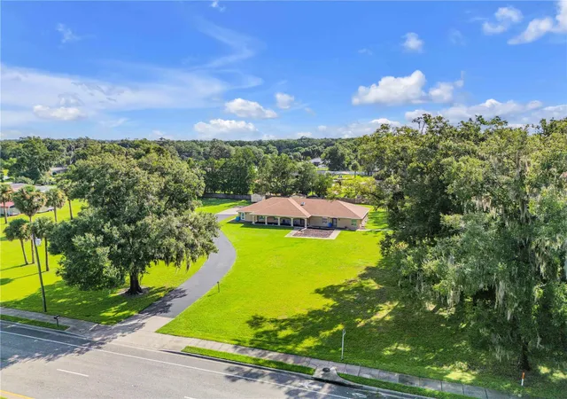 Photo 1 of Single family home for sale at 2011 N Spring Garden Ave, Deland, FL 32720 | MLS# O6440856 | Listing updated on 2026-09-14
