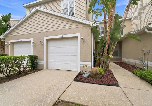 Photo 2 of Townhouse for sale at 3206 Audubon Ct, Tarpon Springs, FL 34688 | MLS# TB8547526 | Listing updated on 2026-09-12