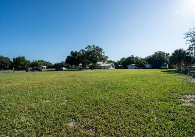 Photo 3 of Single family home for sale at 2124 Fox Run Ln, Lake Wales, FL 33898 | MLS# L4964975 | Listing updated on 2026-09-15