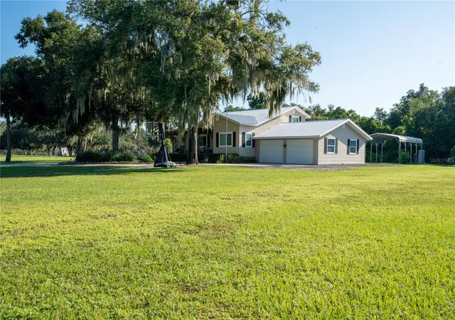 Photo 4 of Single family home for sale at 2124 Fox Run Ln, Lake Wales, FL 33898 | MLS# L4964975 | Listing updated on 2026-09-15