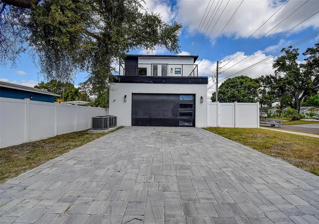 Photo 2 of Single family home for sale at 5200 7th Avenue N, Saint Petersburg, FL 33710 | MLS# TB8547588 | Listing updated on 2026-09-11