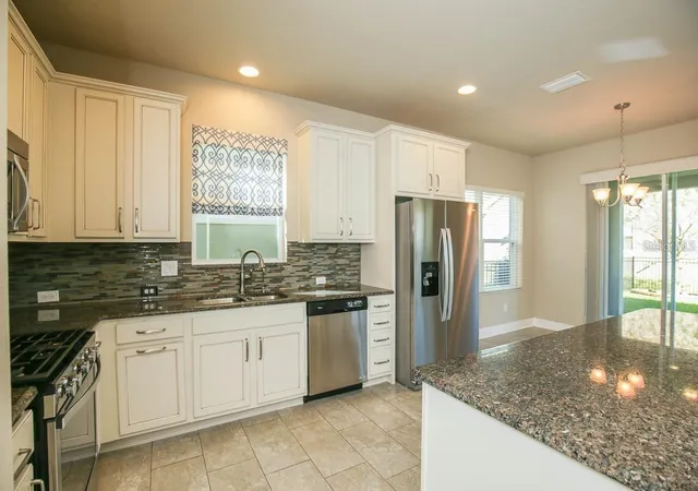 Photo 3 of Single family home for sale at 14304 Parkside Ridge Way, Lithia, FL 33547 | MLS# L4964983 | Listing updated on 2026-10-02