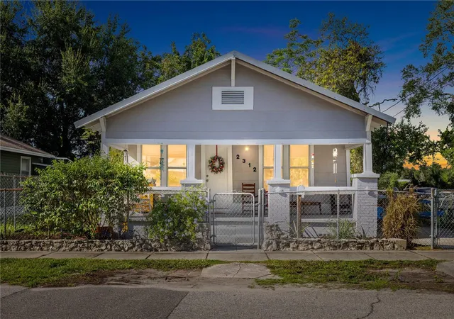 Photo 1 of Single family home for sale at 2312 E 23rd Avenue, Tampa, FL 33605 | MLS# TB8547609 | Listing updated on 2026-10-06