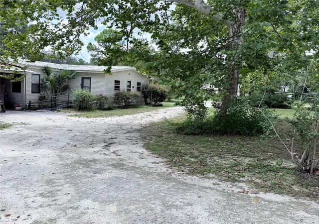 Photo 3 of Manufactured home for sale at 6861 Ne 95th Court, Bronson, FL 32621 | MLS# GC543434 | Listing updated on 2026-09-11