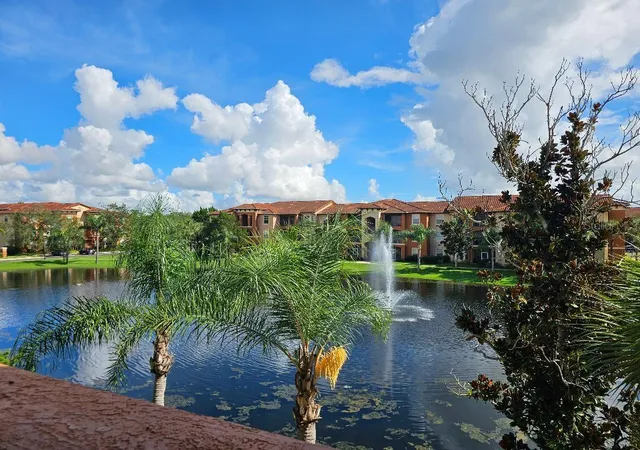 Photo 3 of Multi family home for sale at 5572 Metrowest Blvd #312, Orlando, FL 32811 | MLS# O6441001 | Listing updated on 2026-09-15