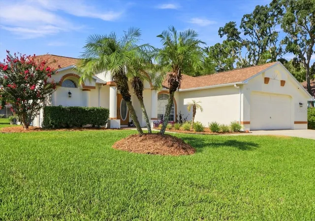 Photo 2 of Single family home for sale at 14012 Pullman Dr, Spring Hill, FL 34609 | MLS# TB8547681 | Listing updated on 2026-09-23
