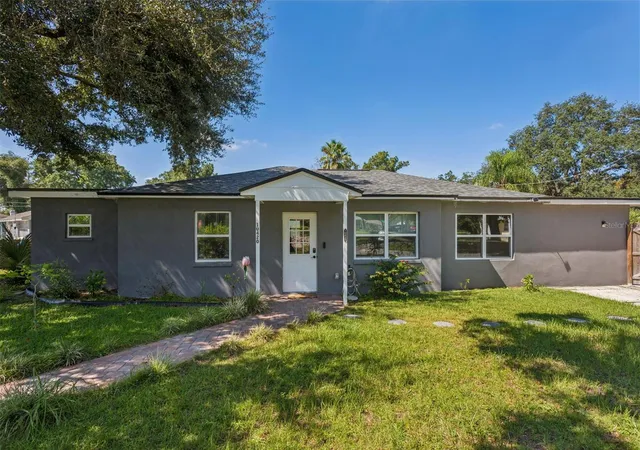Single family home for sale at 10420 N Hamner Ave, TAMPA, FL 33612 | MLS# TB8547685