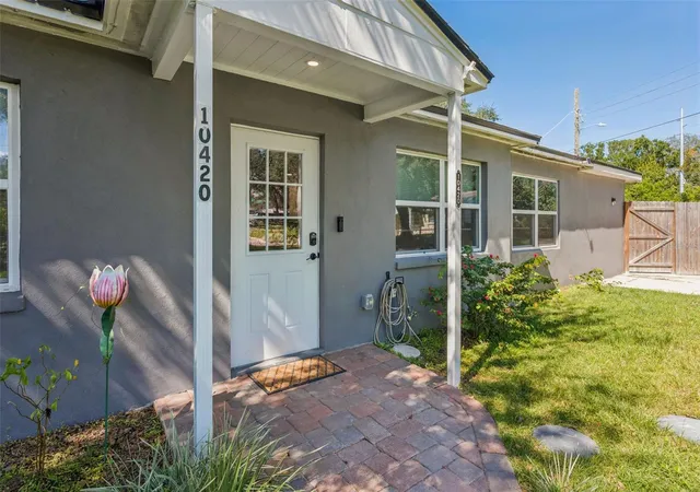 Photo 2 of Single family home for sale at 10420 N Hamner Ave, Tampa, FL 33612 | MLS# TB8547685 | Listing updated on 2026-10-06