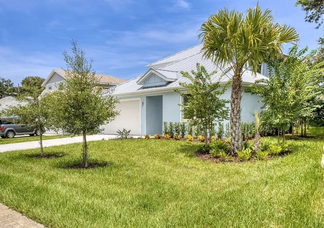 Photo 3 of Single family home for sale at 72 Aurora Ave, Ponce Inlet, FL 32127 | MLS# V4951226 | Listing updated on 2026-09-22