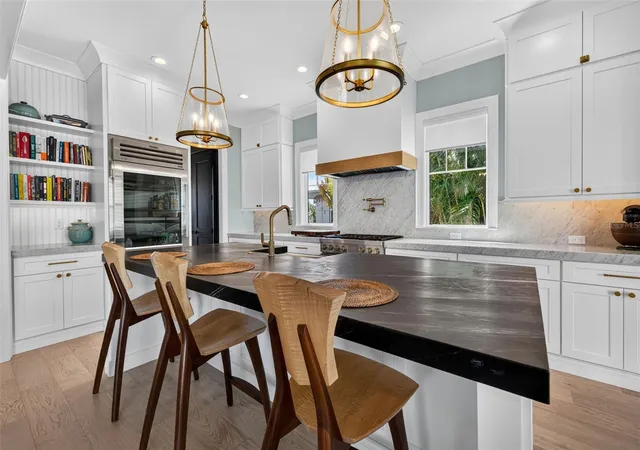 Photo 4 of Single family home for sale at 239 39th Avenue NE, Saint Petersburg, FL 33703 | MLS# TB8547754 | Listing updated on 2026-10-27