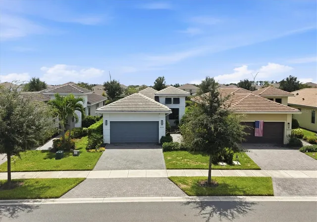 Photo 1 of Single family home for sale at 5224 Barnett Cir, Bradenton, FL 34211 | MLS# A4705811 | Listing updated on 2026-09-13