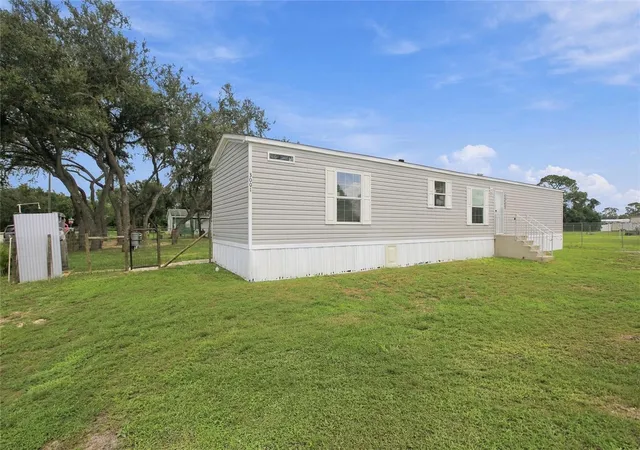 Photo 1 of Manufactured home for sale at 3001 Holiday Beach Dr, Avon Park, FL 33825 | MLS# TB8547767 | Listing updated on 2026-09-14