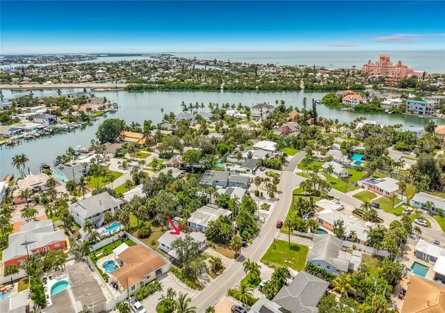 Photo 3 of Single family home for sale at 355 39th Avenue, St Pete Beach, FL 33706 | MLS# TB8547770 | Listing updated on 2026-10-03