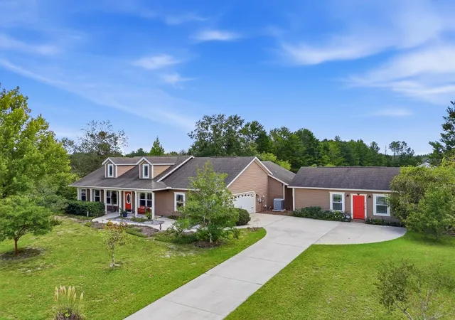 Photo 2 of Single family home for sale at 25263 Nw 140th Lane, High Springs, FL 32643 | MLS# GC543444 | Listing updated on 2026-10-01