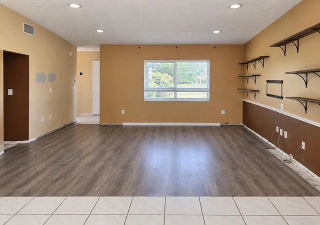 Photo 3 of Sale Pending at 4723 Busti Dr, Sarasota, FL 34232 | MLS# TB8547840 | Listing updated on 2026-09-28