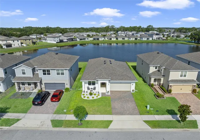 Photo 2 of Single family home for sale at 1544 Wynell St, Saint Cloud, FL 34771 | MLS# O6441166 | Listing updated on 2026-09-15