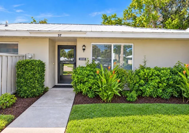 Condo for sale at 11440 W Bayshore Dr #37, CRYSTAL RIVER, FL 34429 | MLS# L4965006
