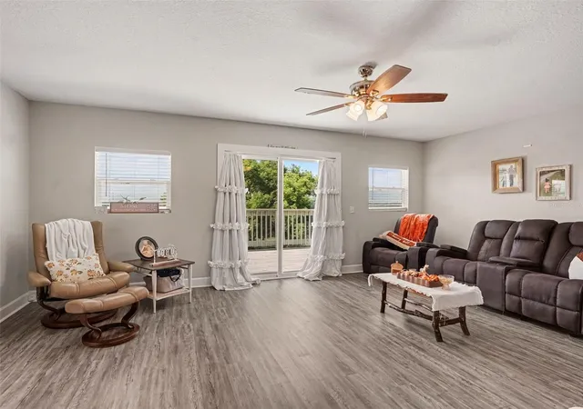 Photo 3 of Single family home for sale at 705 Lake Ada Blvd, Dundee, FL 33838 | MLS# TB8547905 | Listing updated on 2026-10-03