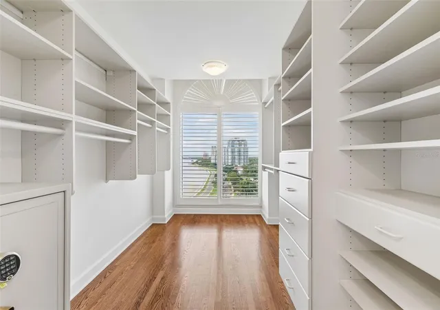 Photo 4 of Condo for sale at 3203 Bayshore Blvd #1202, Tampa, FL 33629 | MLS# TB8547971 | Listing updated on 2026-09-24