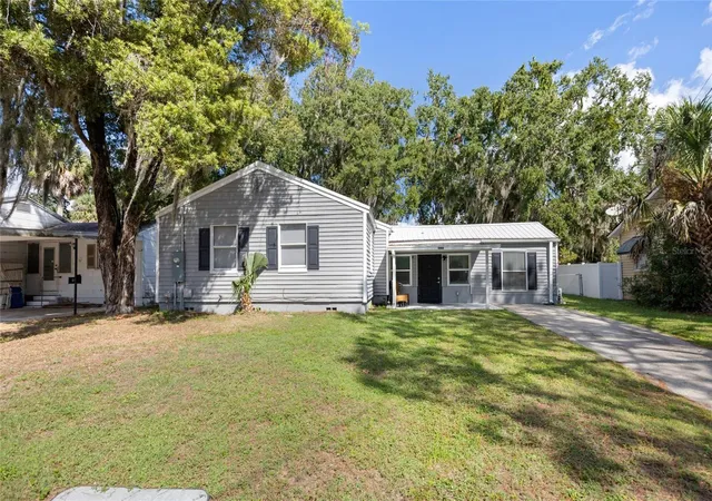 Photo 1 of Single family home for sale at 1202 Sumter St, Leesburg, FL 34748 | MLS# G5117700 | Listing updated on 2026-09-15