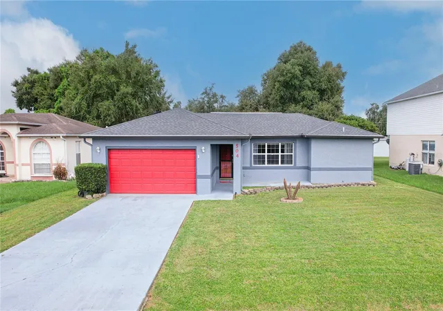 Photo 1 of Single family home for sale at 504 Eagle Ct, Kissimmee, FL 34759 | MLS# S5157432 | Listing updated on 2026-10-01