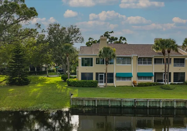Photo 3 of Condo for sale at 10811 Indian Hills Ct #42, Seminole, FL 33777 | MLS# TB8548041 | Listing updated on 2026-09-13