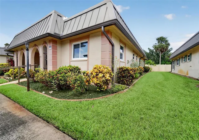 Photo 1 of Condo for sale at 4217 Stratford Dr #0, New Port Richey, FL 34652 | MLS# W7889476 | Listing updated on 2026-09-15