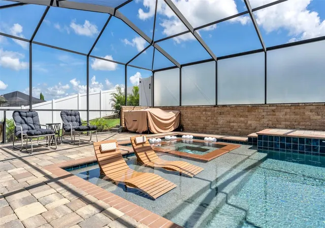 Photo 4 of Single family home for sale at 5074 Shore Side Dr, Lakeland, FL 33812 | MLS# L4965017 | Listing updated on 2026-10-06