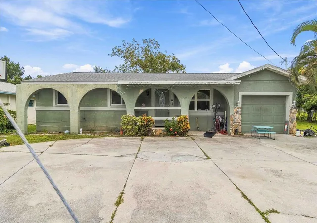 Photo 1 of Single family home for sale at 1505 1st Avenue E, Palmetto, FL 34221 | MLS# A4705907 | Listing updated on 2026-09-15
