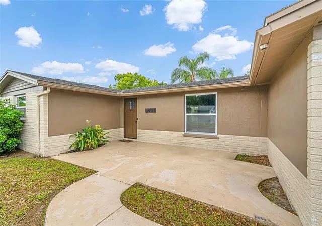 Photo 4 of Single family home for sale at 4036 Sunray Dr, Holiday, FL 34691 | MLS# TB8548168 | Listing updated on 2026-09-15