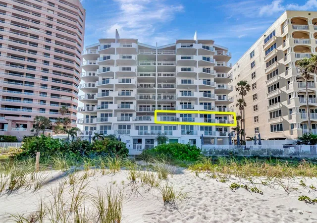 Photo 3 of Condo for sale at 1350 Gulf Blvd #301, Clearwater Beach, FL 33767 | MLS# TB8548212 | Listing updated on 2026-09-14