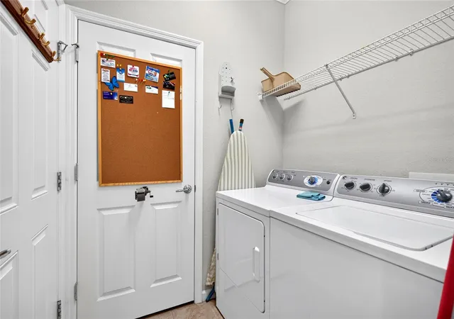 Photo 4 of Single family home for sale at 9419 SW 66th Loop, Ocala, FL 34481 | MLS# OM732184 | Listing updated on 2026-09-15