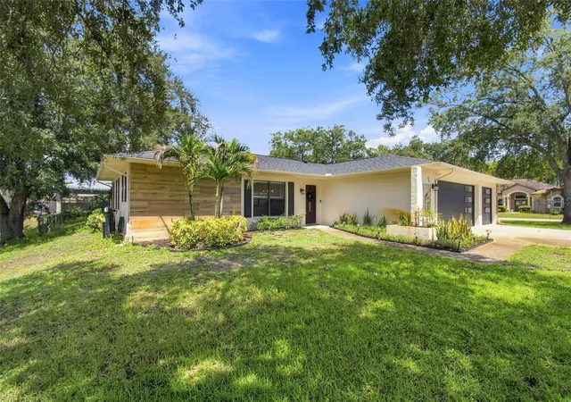 Photo 1 of Single family home for sale at 9639 Alvernon Dr, New Port Richey, FL 34655 | MLS# TB8548293 | Listing updated on 2026-10-12