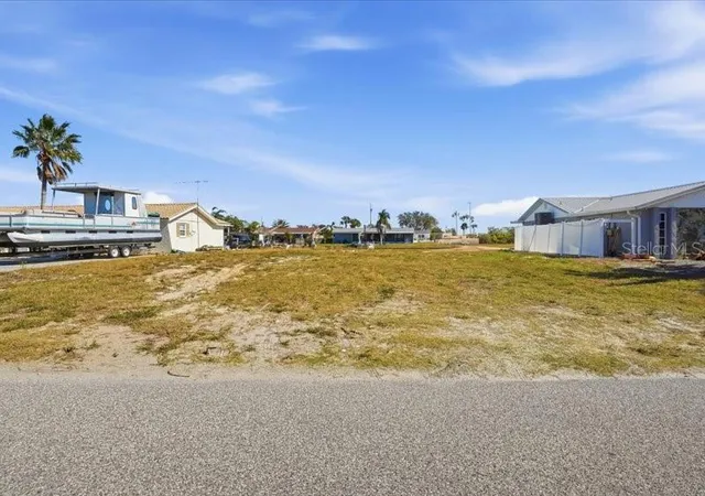 Photo 4 of Land for sale at 13612 Garris Dr, Hudson, FL 34667 | MLS# A4705972 | Listing updated on 2026-09-30