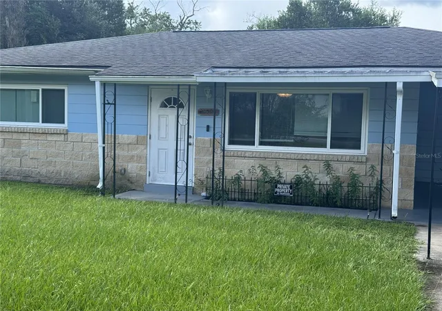 Single family home for sale at 21570 SW Raintree St, Dunnellon, FL 34431 | MLS# OM732215 | Listing updated on 2026-09-21