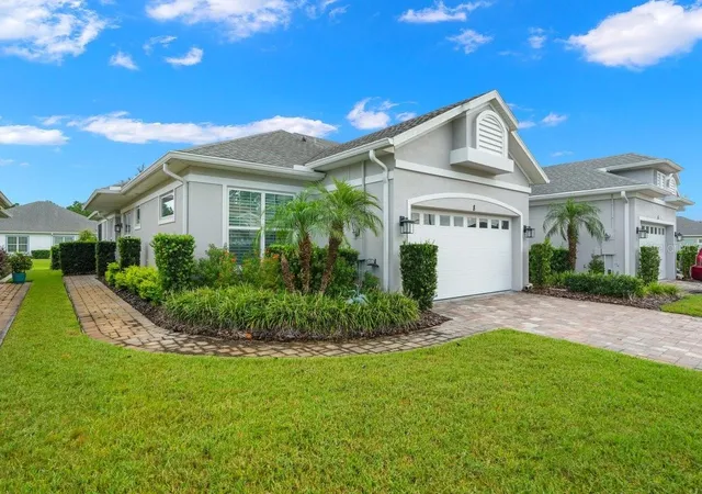 Photo 1 of Single family home for sale at 8 Hawk Roost Ct, Ormond Beach, FL 32174 | MLS# V4951274 | Listing updated on 2026-09-15
