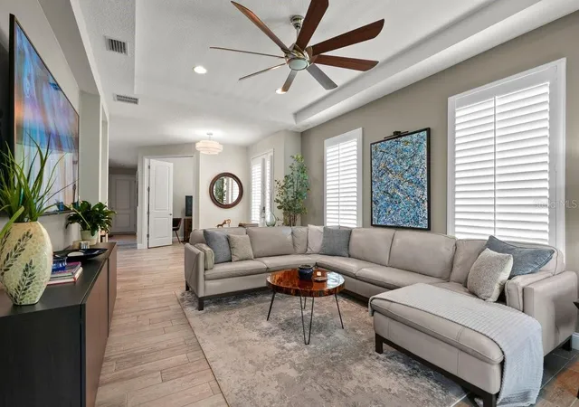 Photo 3 of Single family home for sale at 8 Hawk Roost Ct, Ormond Beach, FL 32174 | MLS# V4951274 | Listing updated on 2026-09-15