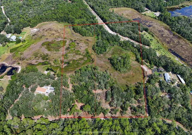 Photo 3 of Land for sale at 8253 SE 170th Avenue Rd, Ocklawaha, FL 32179 | MLS# OM732258 | Listing updated on 2026-09-22