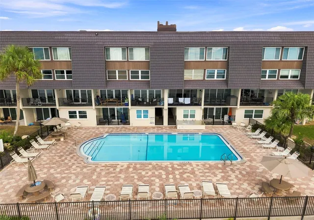 Photo 3 of Condo for sale at 60 Gulf Blvd #402, Indian Rocks Beach, FL 33785 | MLS# TB8548550 | Listing updated on 2026-09-15