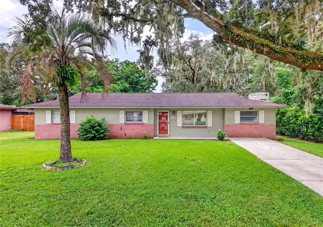 Photo 1 of Single family home for sale at 6060 Se 119th Place, Belleview, FL 34420 | MLS# O6441771 | Listing updated on 2026-09-15