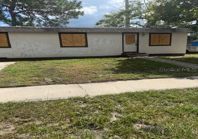 Photo 1 of Single family home for sale at 221 Colony Dr, Casselberry, FL 32707 | MLS# O6441772 | Listing updated on 2026-09-15