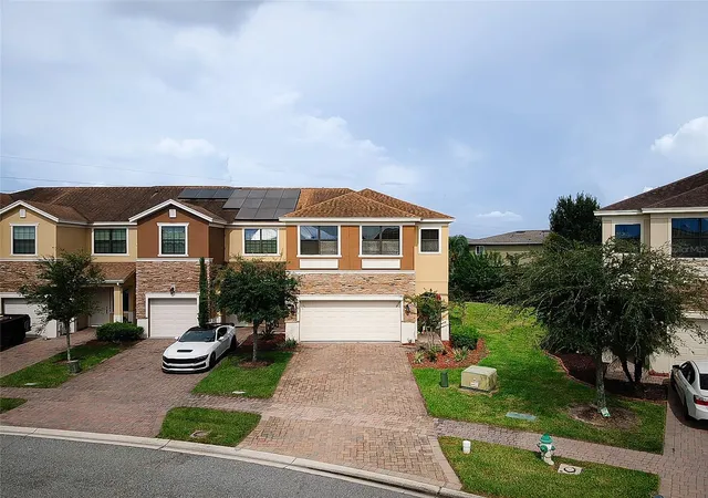 Photo 2 of Townhouse for sale at 1797 Portofino Meadows Blvd, Orlando, FL 32824 | MLS# S5157585 | Listing updated on 2026-09-21