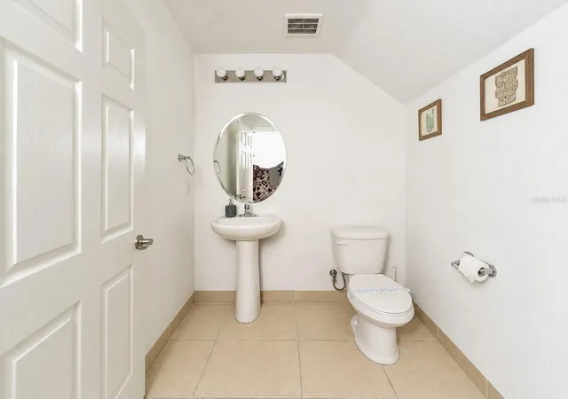 Photo 4 of Townhouse for sale at 1797 Portofino Meadows Blvd, Orlando, FL 32824 | MLS# S5157585 | Listing updated on 2026-09-21