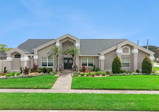 Photo 1 of Single family home for sale at 813 Silverwood Dr, Lake Mary, FL 32746 | MLS# O6441846 | Listing updated on 2026-09-18