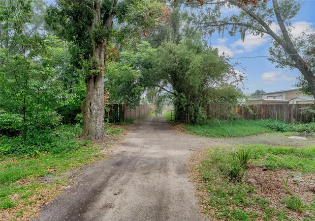 Photo 3 of Land for sale at 5566 Harvey Tew Rd, Plant City, FL 33565 | MLS# O6441855 | Listing updated on 2026-09-15